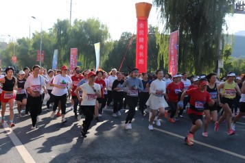  【跑出加速度】西保集團(tuán)選手在全民運(yùn)動(dòng)會(huì)長跑比賽中榮獲企業(yè)組三等獎(jiǎng)